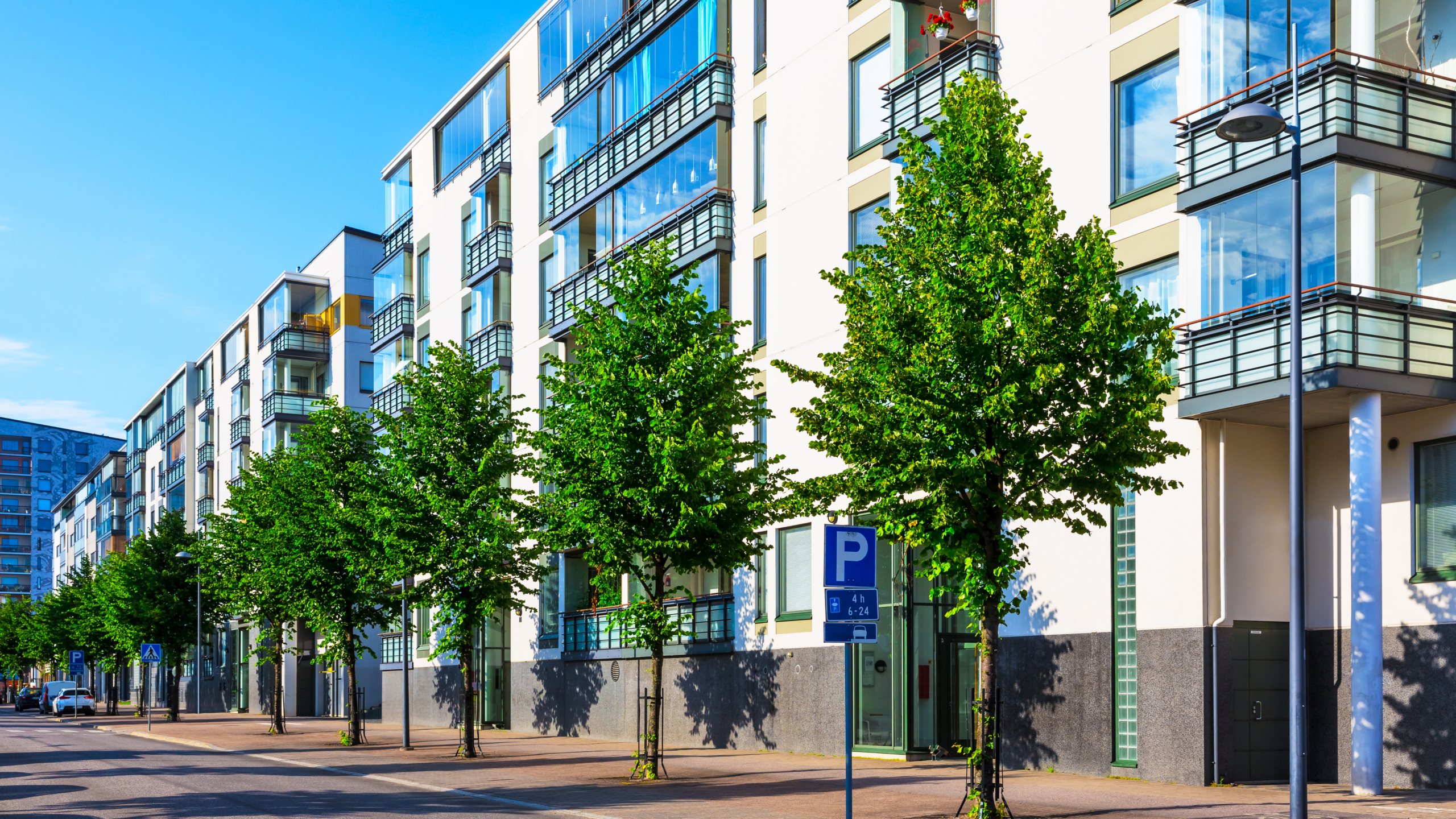 A Guide to Structuring Your CRE Financing for Maximum ROI